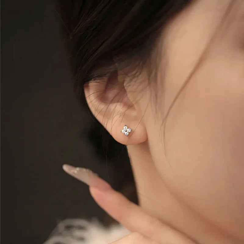 Fleur Studs 3/4/5MM