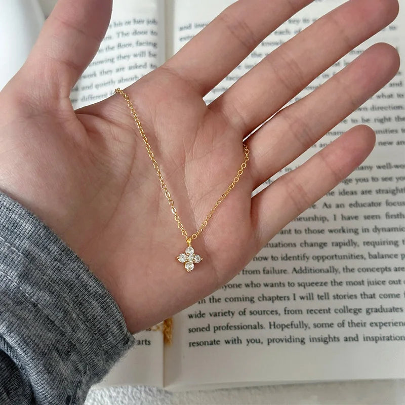 Fleur Pendant Necklace